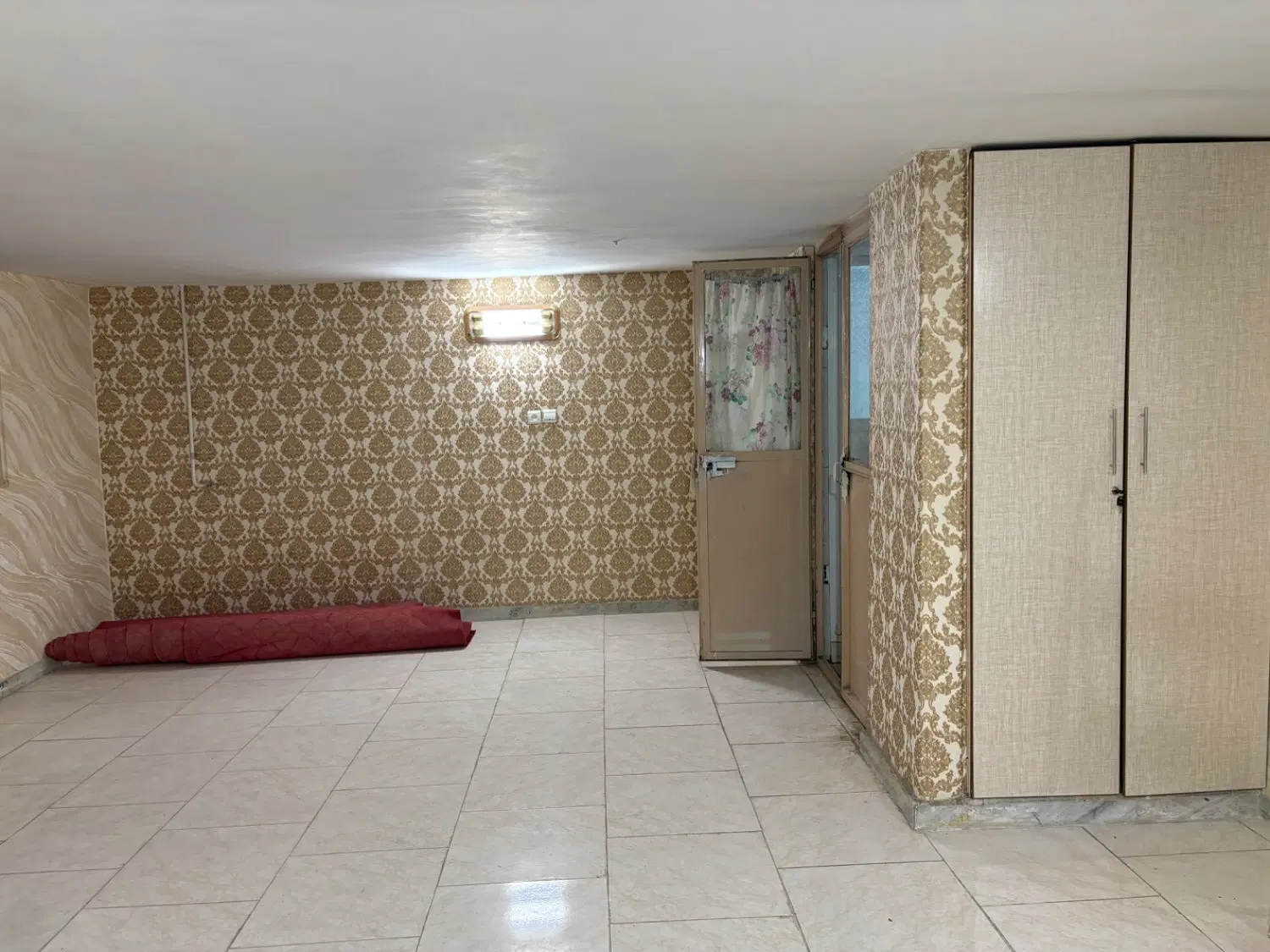 خانه نقلی نزدیک بیمارستان کمالی