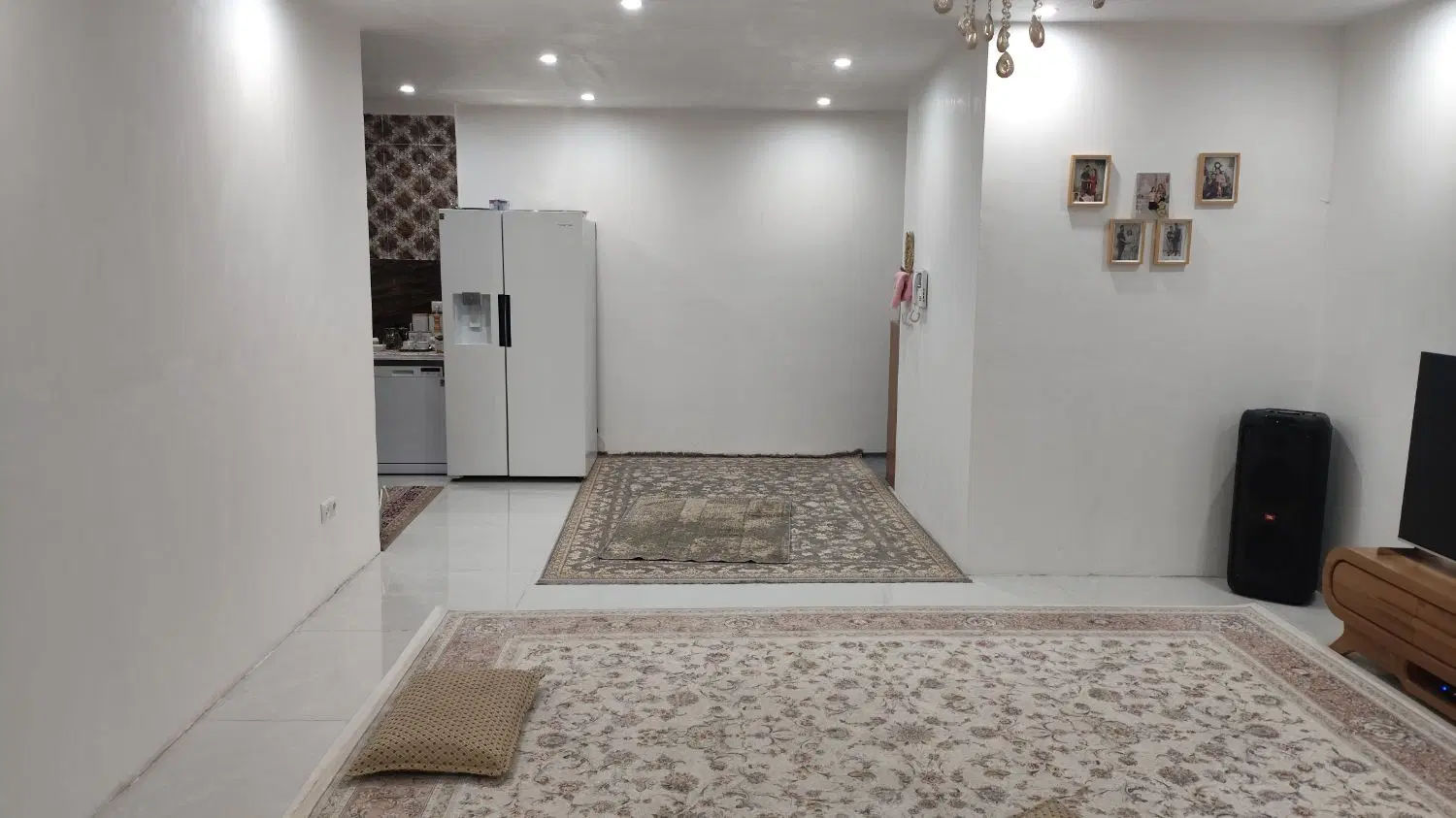 واحد 97 متری سعادت