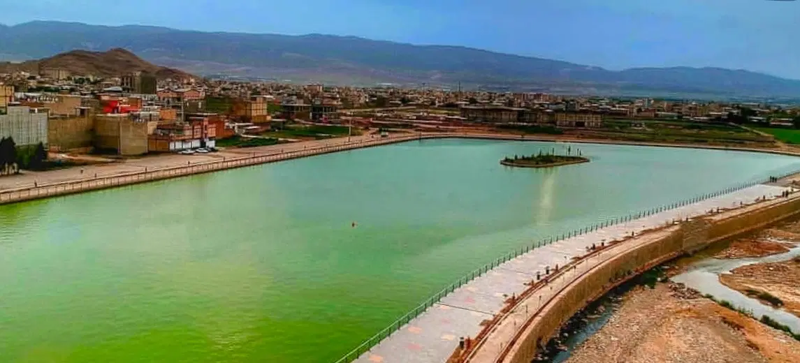 ۲۰۰ متر دریاچه شاپوری