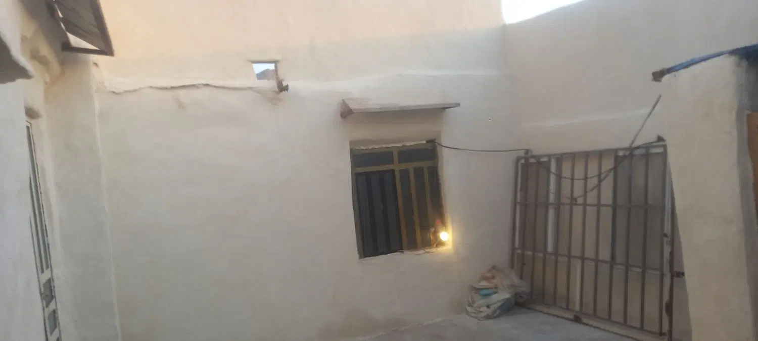 خانه‌ تیر چوب تمیز