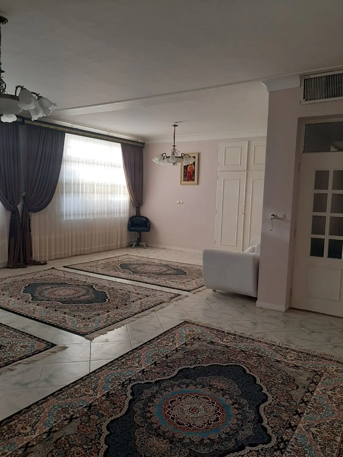 اجاره ی سالن مناسب دورهمی ومهمانی