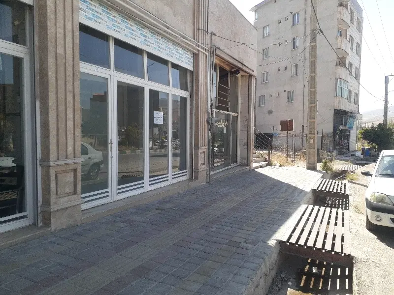 فروش ۲باب مغازه به همراه سوئیت  ۳۰متری بامالکیت