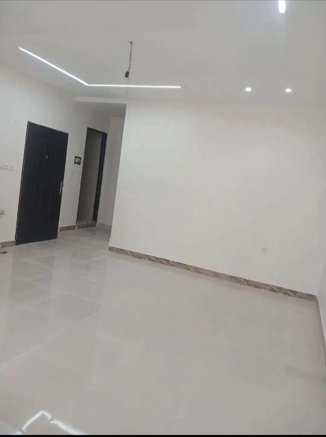 آپارتمان طبقه بالا