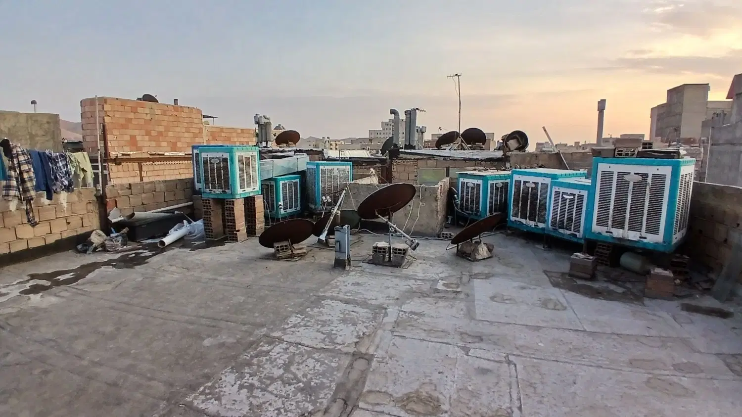 واحد نقلی ۱۷ متری خیابان زهدی