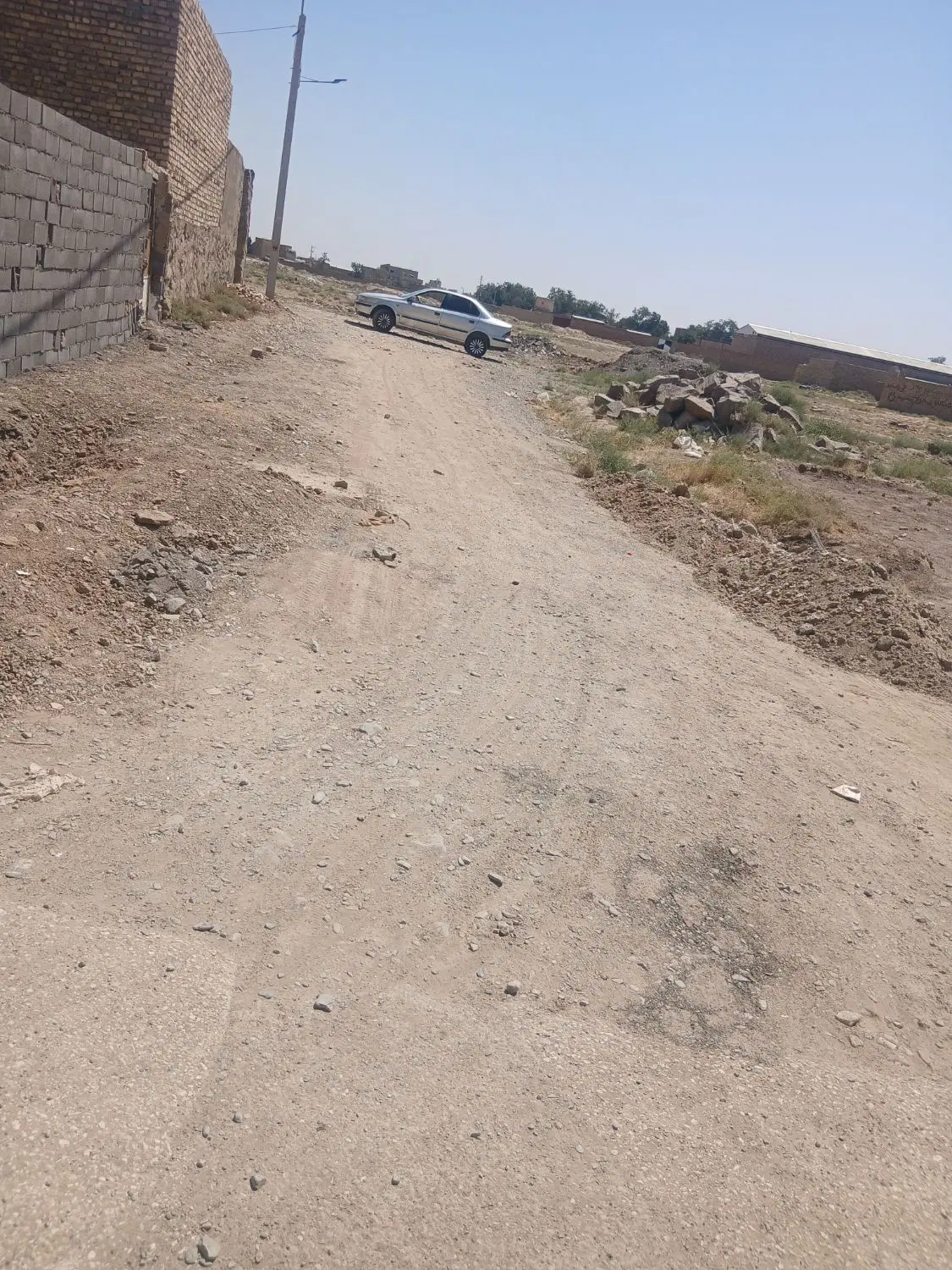 زمین به متراژ ۱۳۰ متر کوچه ۸ متری