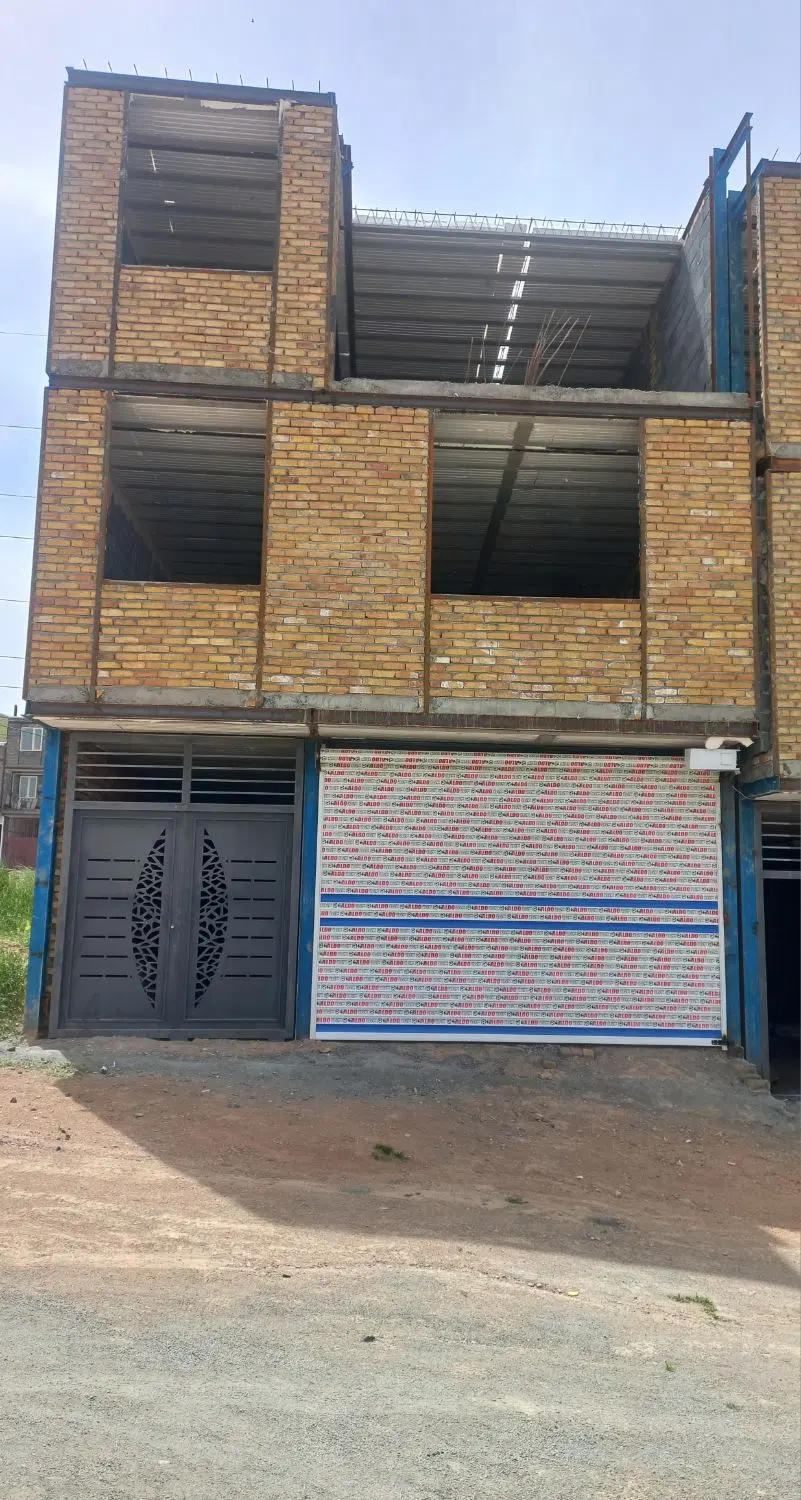 خانه نیمه کاره نایسر پشت کارواش صباح