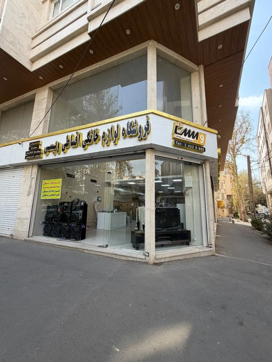 اجاره ۹۵ متر تجاری نوساز