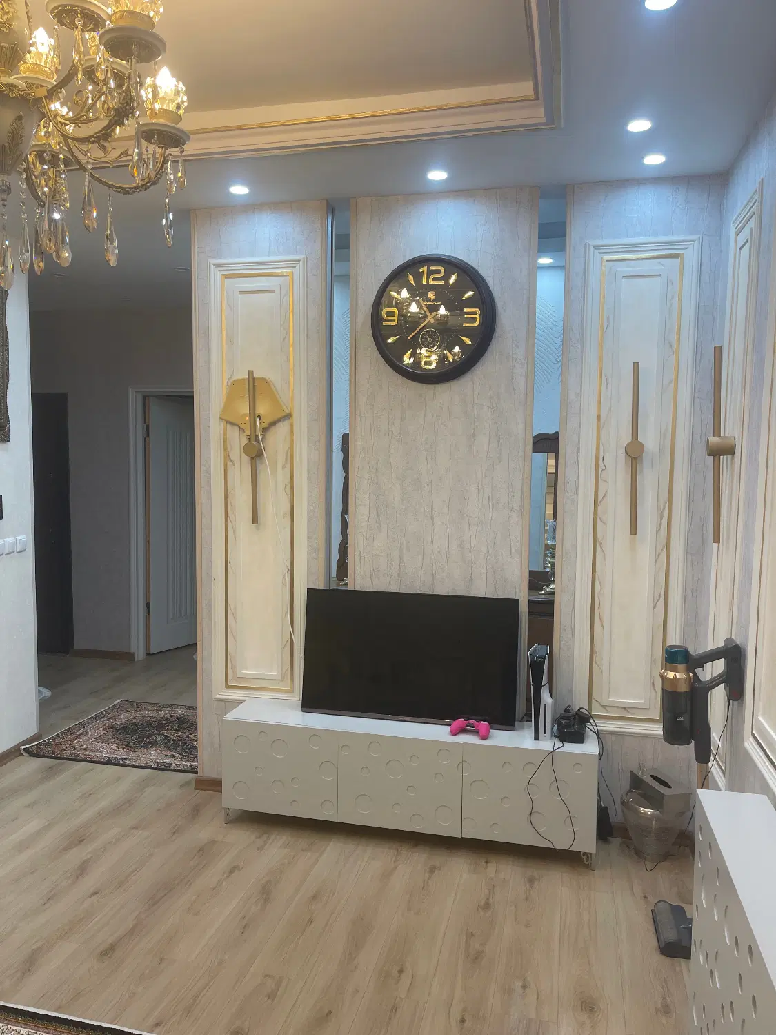 آپارتمان ۱۸۳ متری