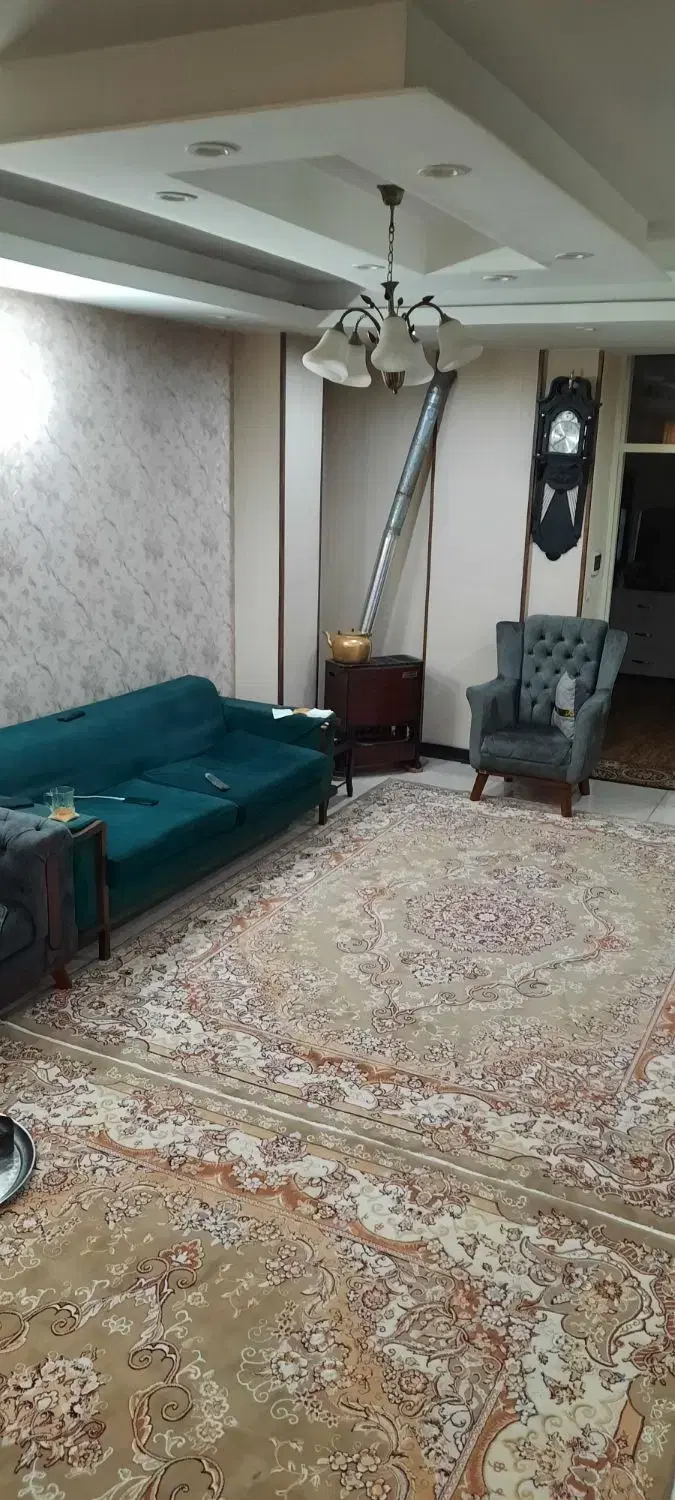 آپارتمان ۱۰۰ متری تک واحدی ط۵