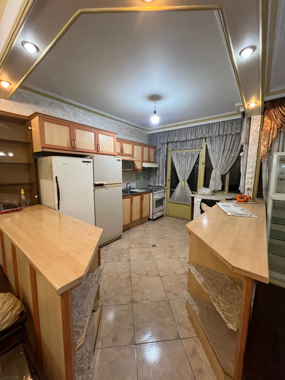 اپارتمان ۱۰۰ متری