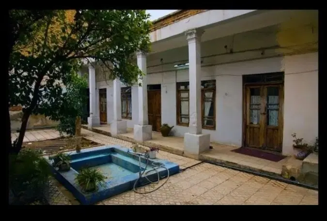 خانه کلنگی