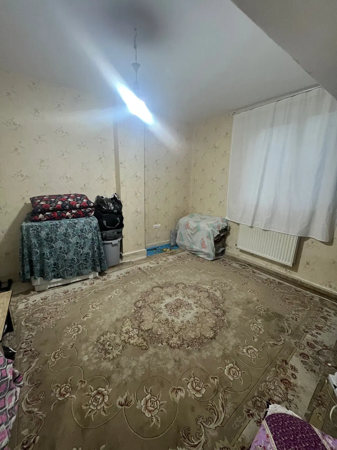 ۸۷ متری طلاب
