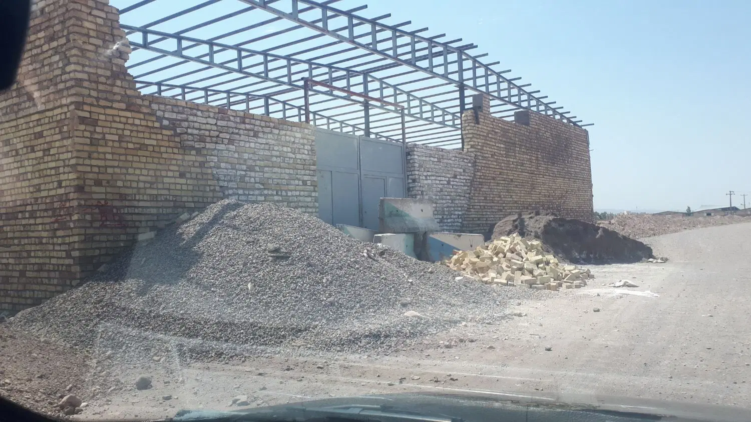 سوله نیم کار فروشی فوری در رفسنجان در بهترین محل