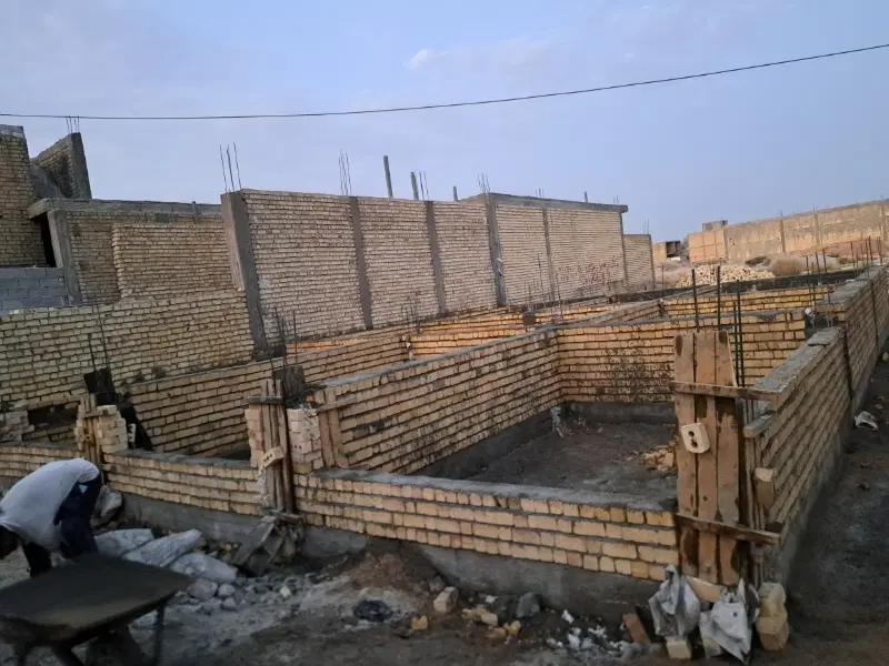 زمین جمال اباد .کرونی