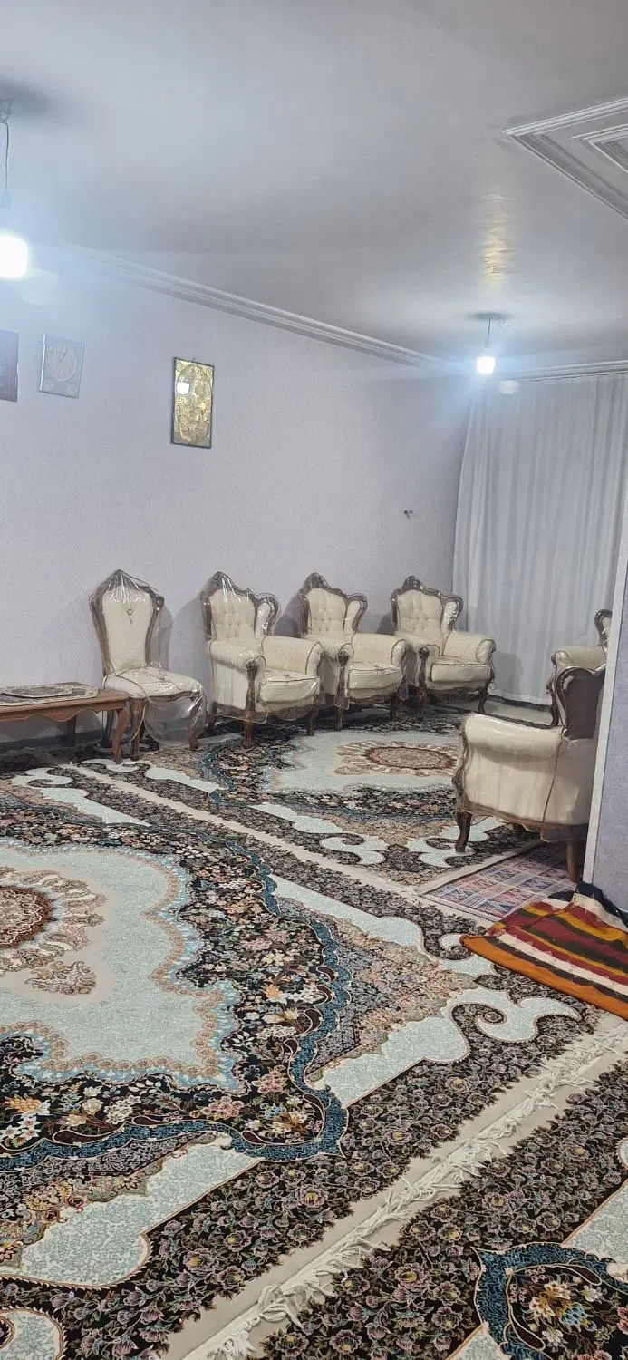 اجاره منزل دوخوابه بسیار تمیز و زیبا