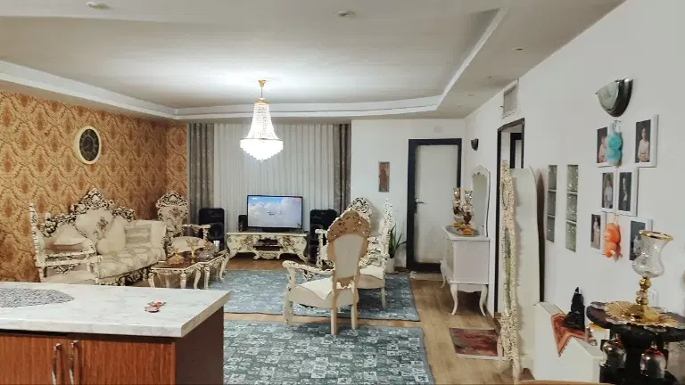 106 متر تاپ لوکیشن راه آهن اندیشه