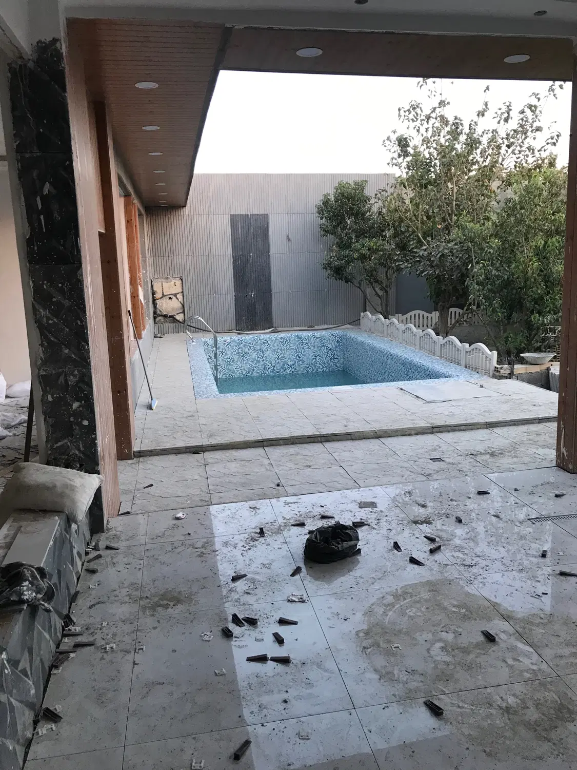 باغ ویلا تکمیل با نامه جهاد کنتور برق شهریار دهشاد