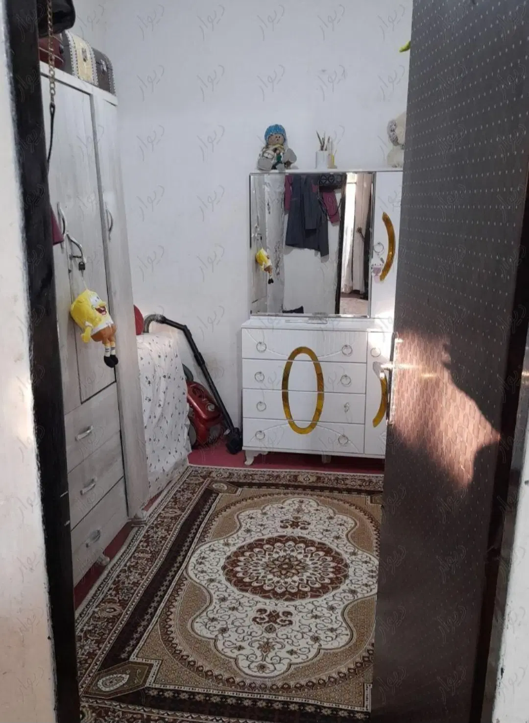 ساختمان ویلایی نقلی