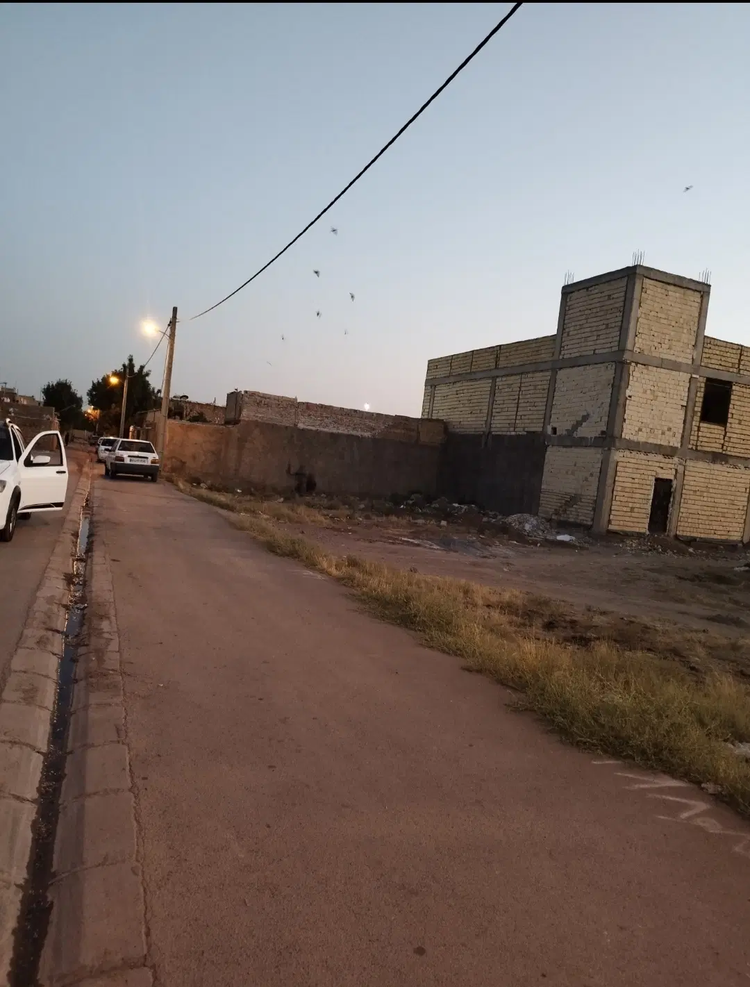 زمین مسکونی