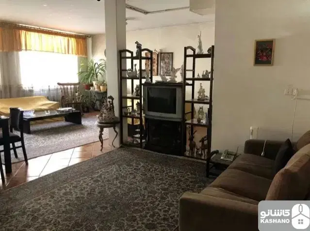 ۱۴۰ متر سه خواب بازسازی شده با تراس سرتاسری