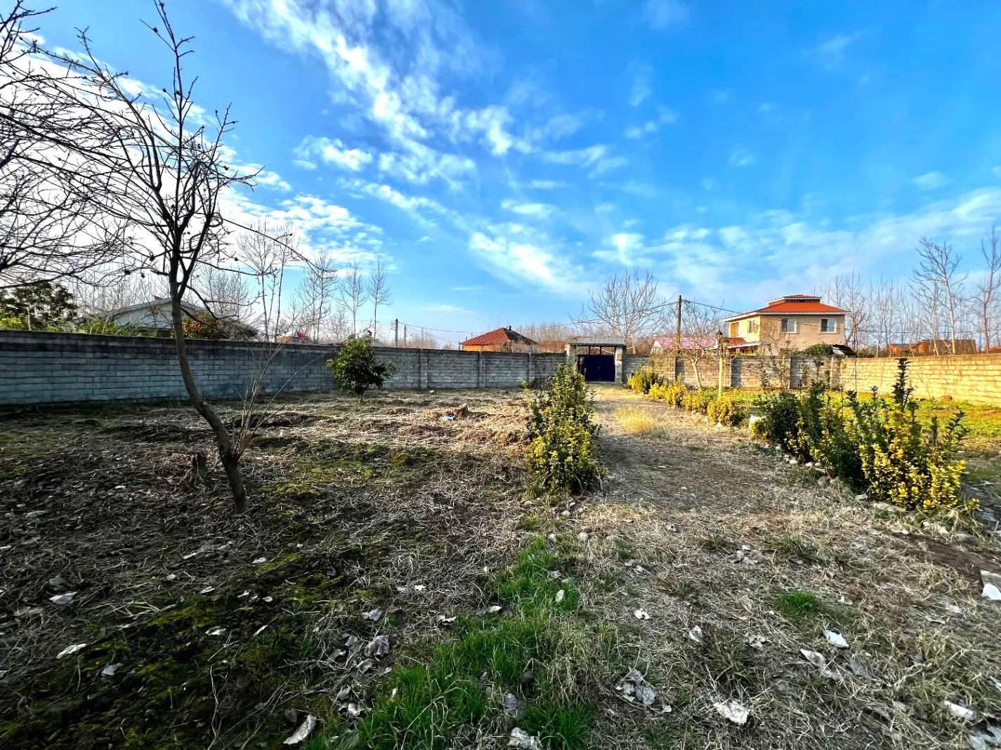 ویلا زمین مسکونی سند تک برگ دیوارکشی رشت لاهیجان
