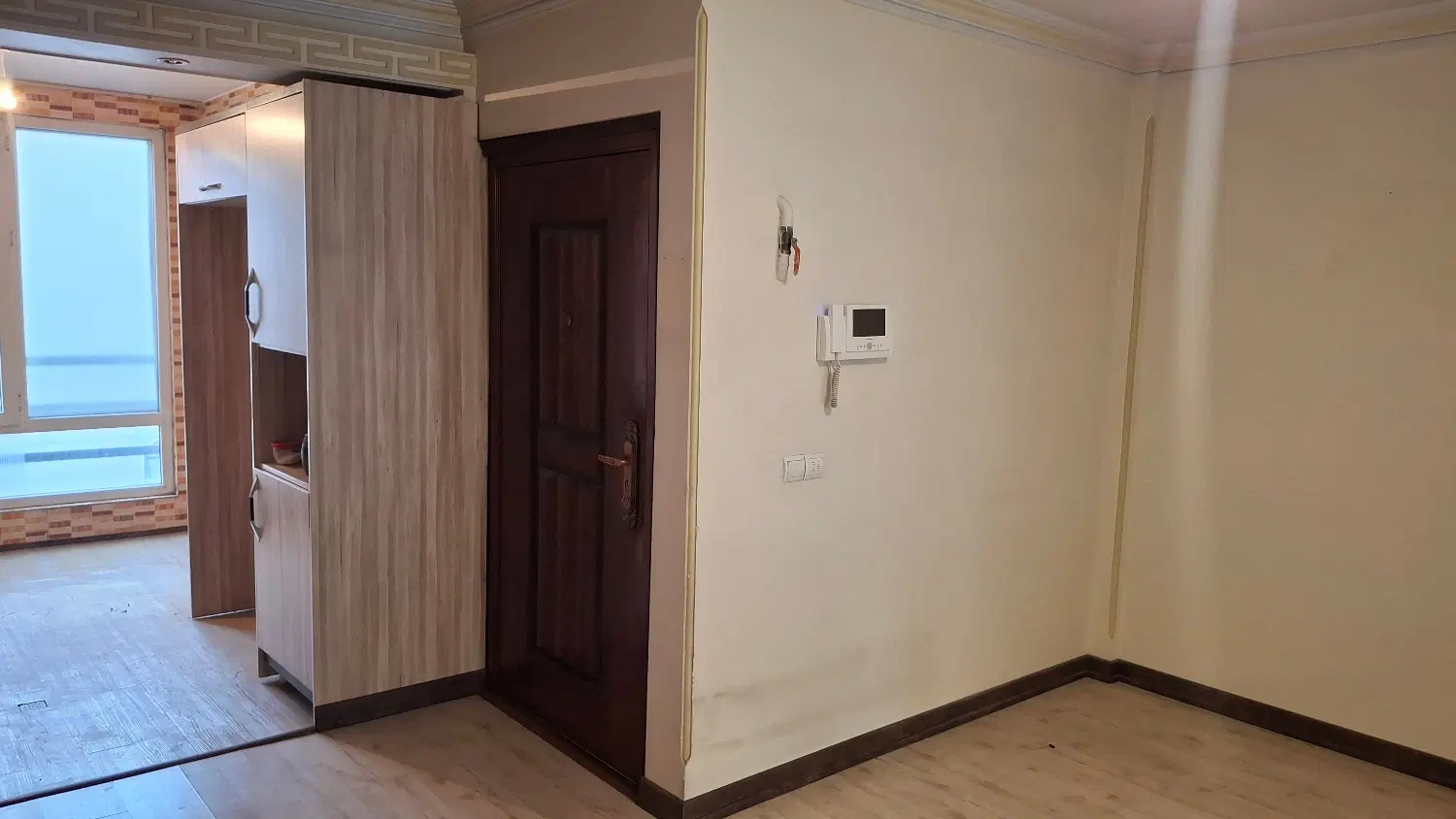 60 متر میدان 27 نارمک