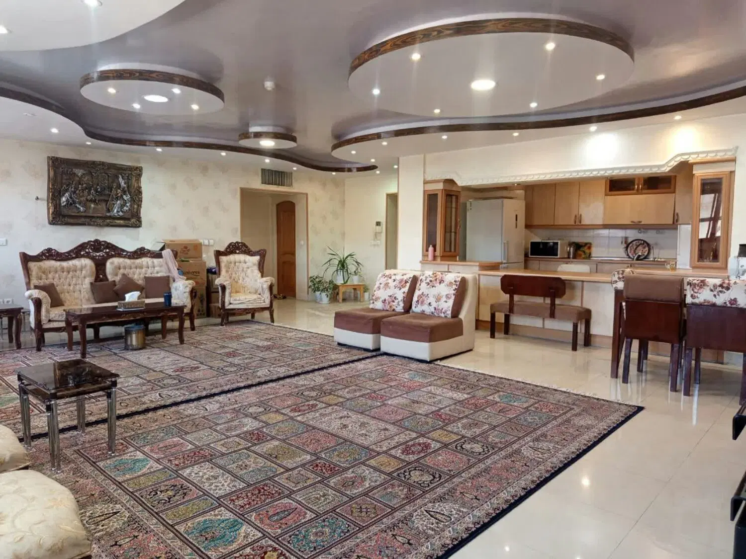 آپارتمان ۱۳۵متری_۲خواب_خیابان ارتش