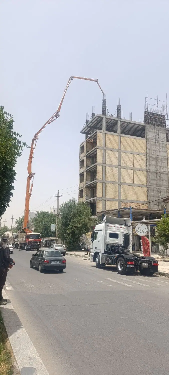 فروش واحد آپارتمان ۱۲۰ متری سه خوابه