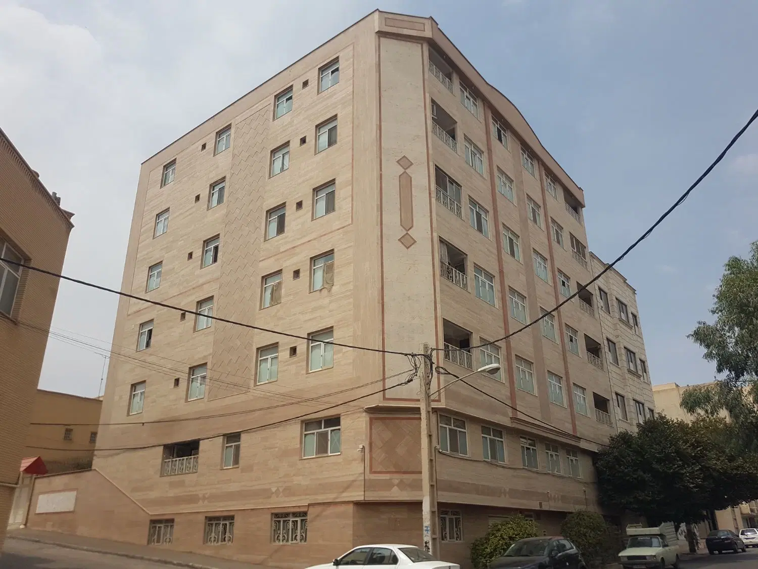 واحد110متری سالاریه_متری ۱۳۰