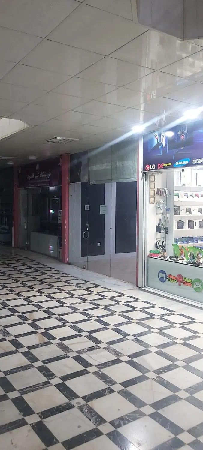 مغازه پاساژ رضا طبقه زیر همکف