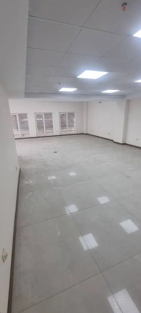 ۱۰۰ متر مغازه تجاری