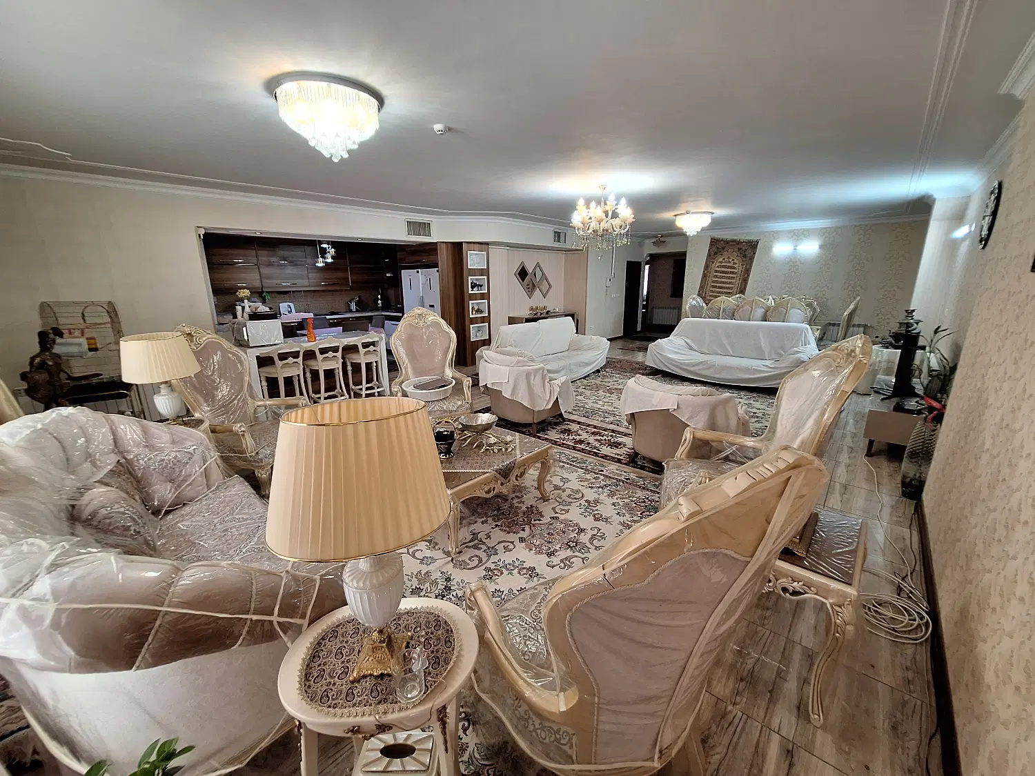 اپارتمان مهدیه کافه حیدر