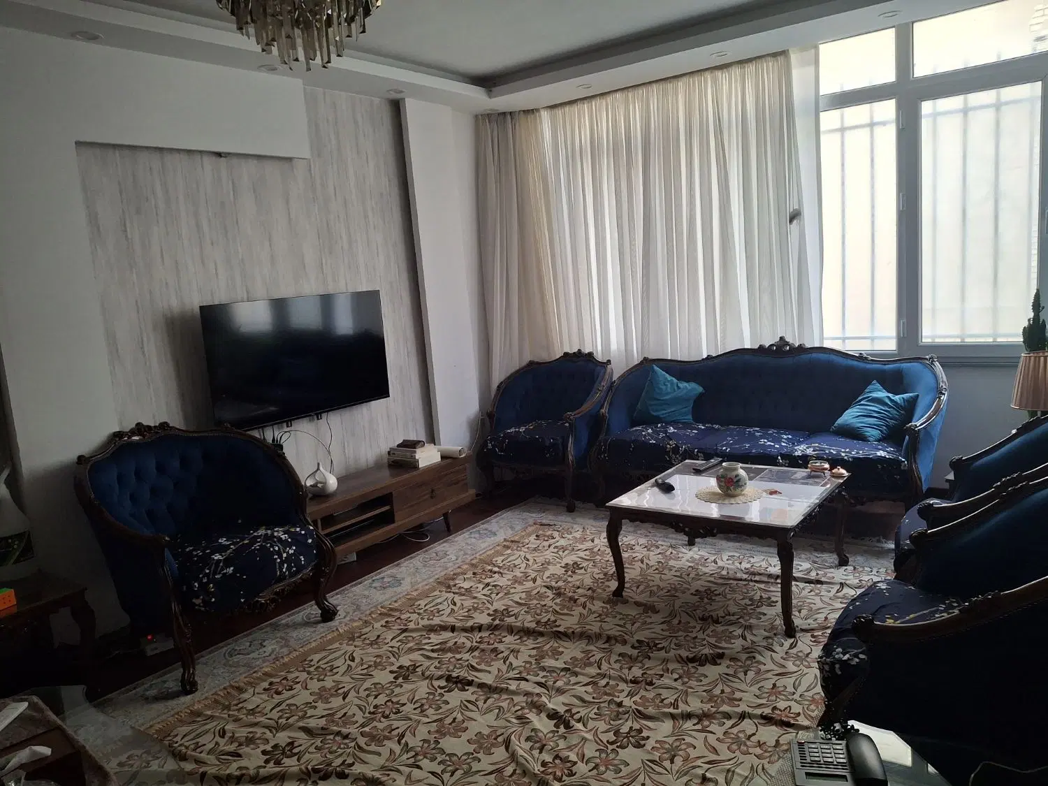 آپارتمان ۸۴ متری صارمی