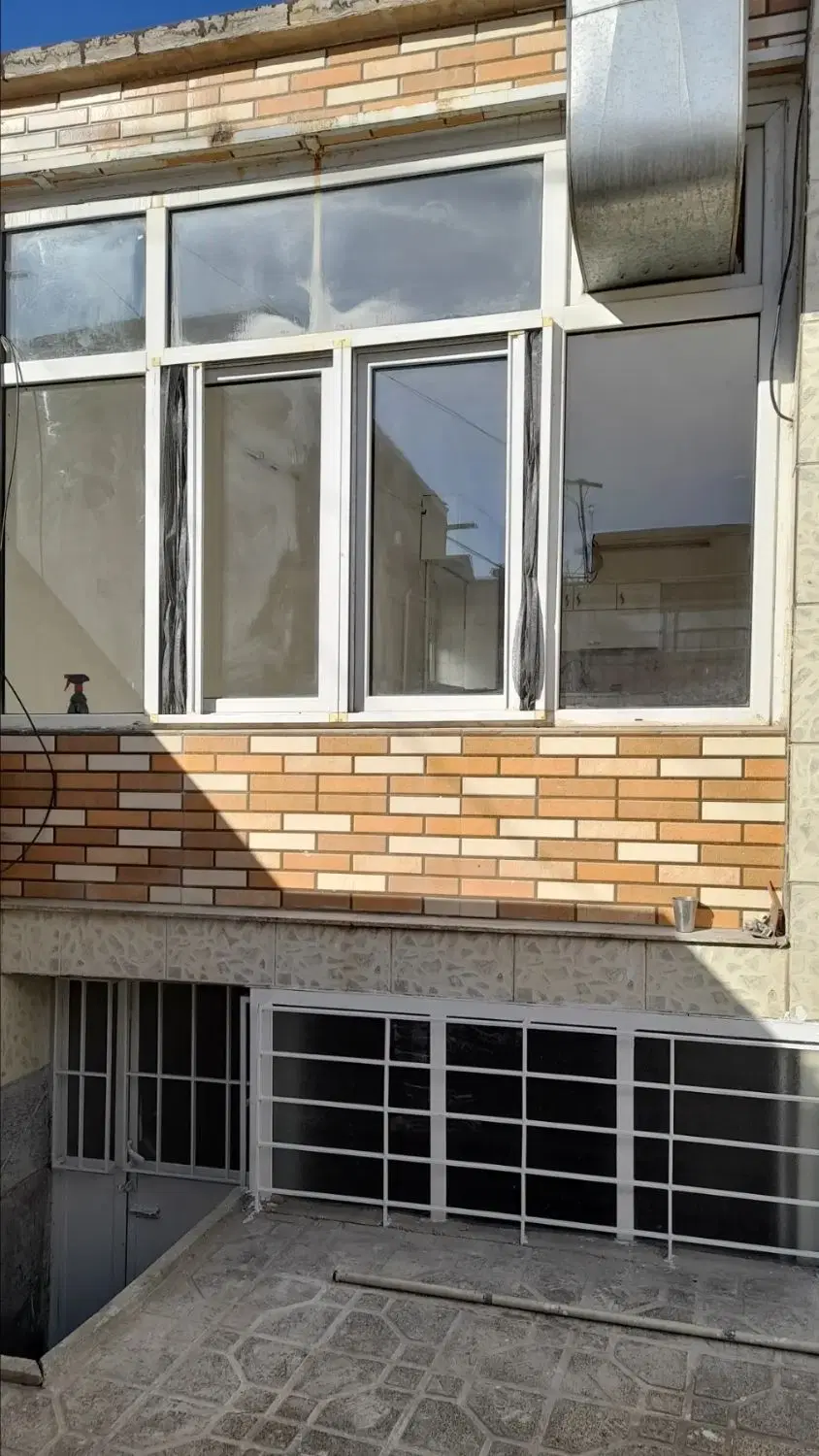 فروش منزل مسکونی در حصار امام