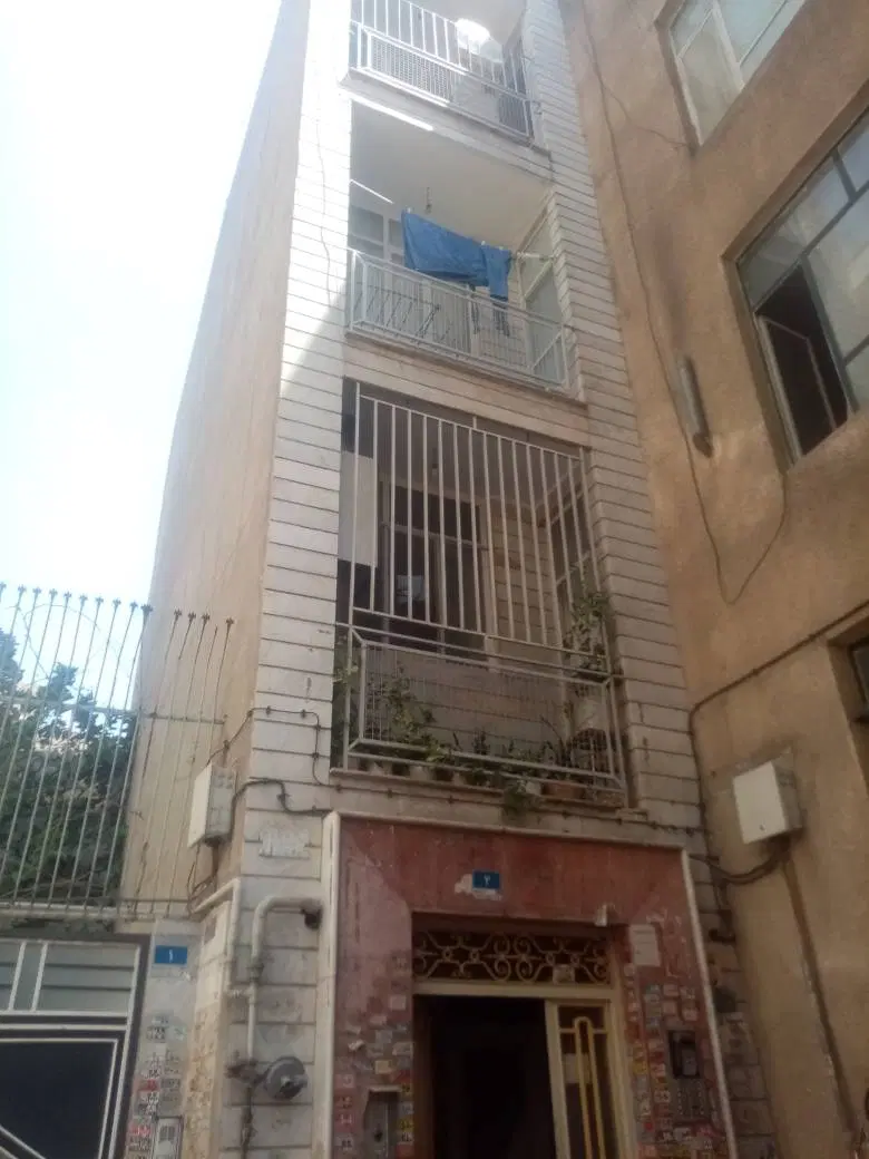 آپارتمان ۶۱ متری