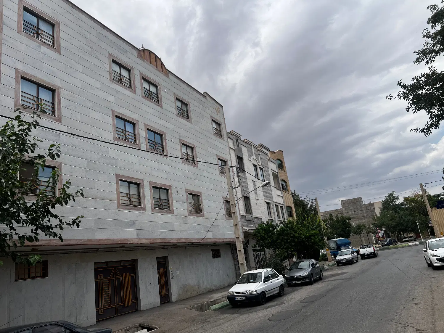 آپارتمان ۸۴متری فرهنگیان