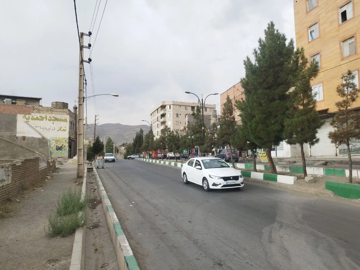 ۴۰۰متر زمین چهار دیواری سنددار بومهن خیابان چمران