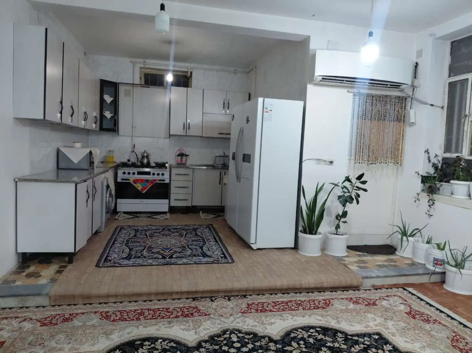 منزل دو طبقه