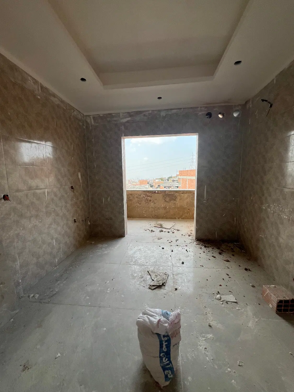 آپارتمان ۱۳۵ متری نوساز ۳ خواب عدالت ۸۸ ویو ازاد