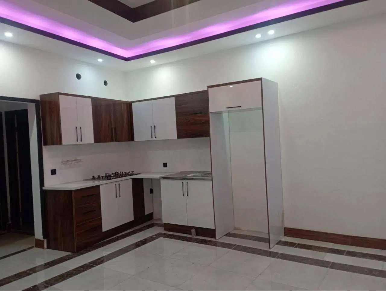 ویلاباغچه فلت کلاسیک و خوش‌نقشه