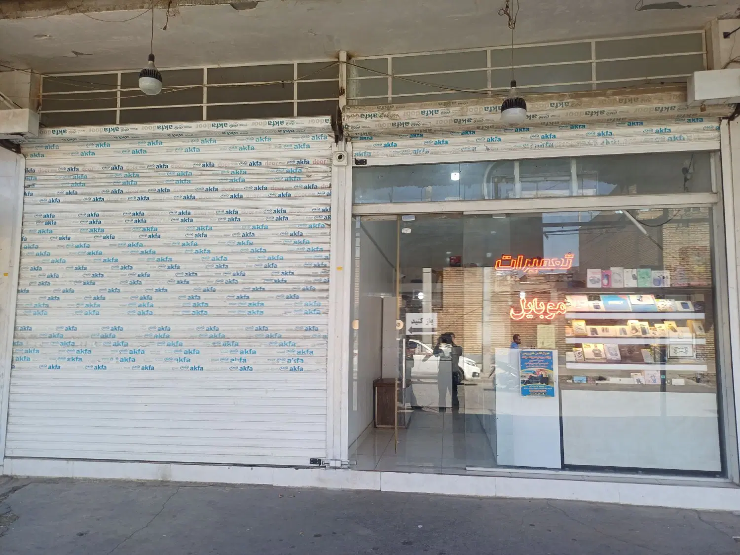 مغازه ۶۰ متری زیباشهر   فروش فوری