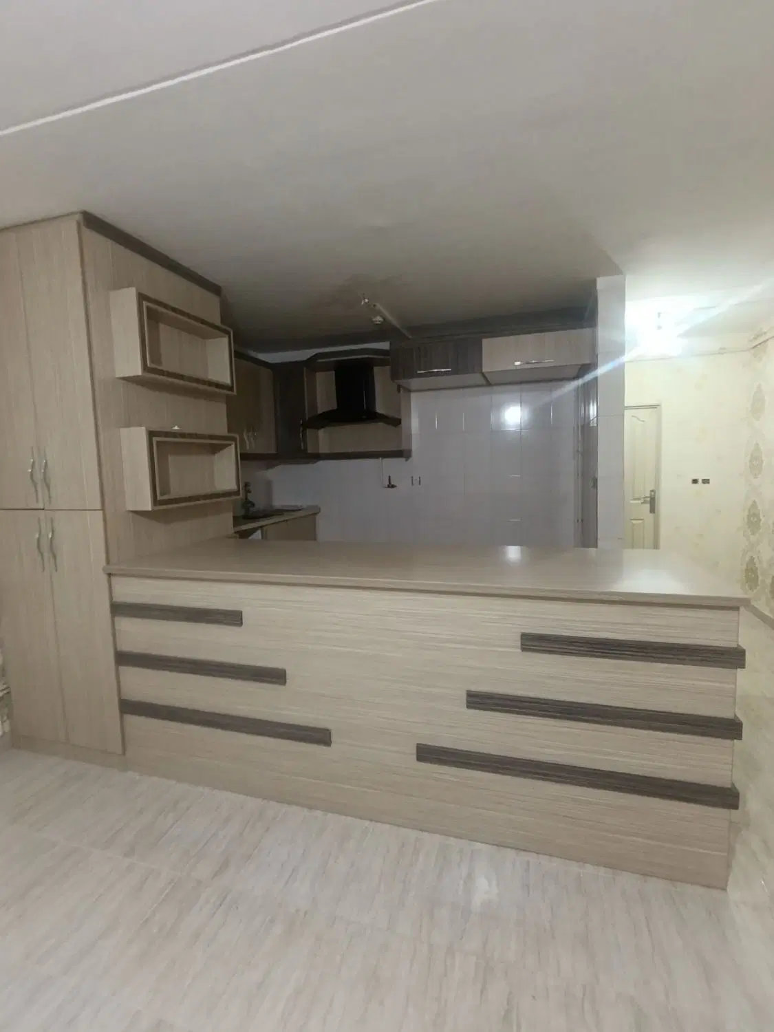 اندیشه ۶۲ متر نصر لوکس