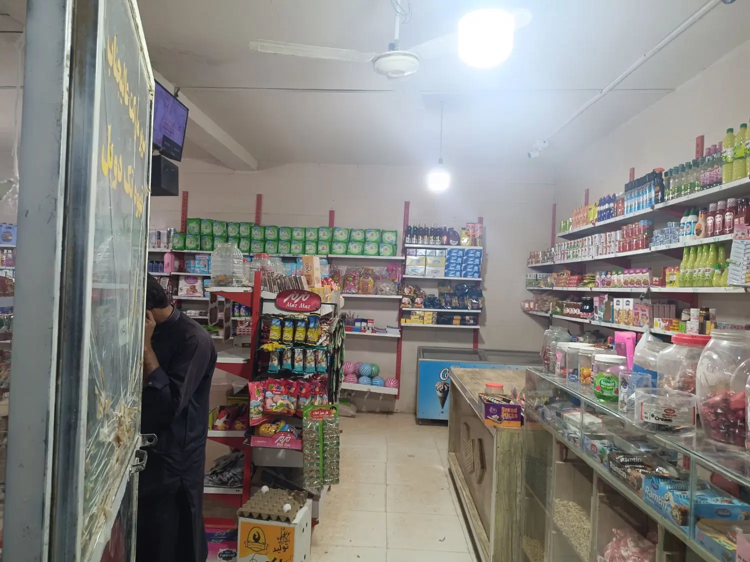 مغازه سوپر مارکت