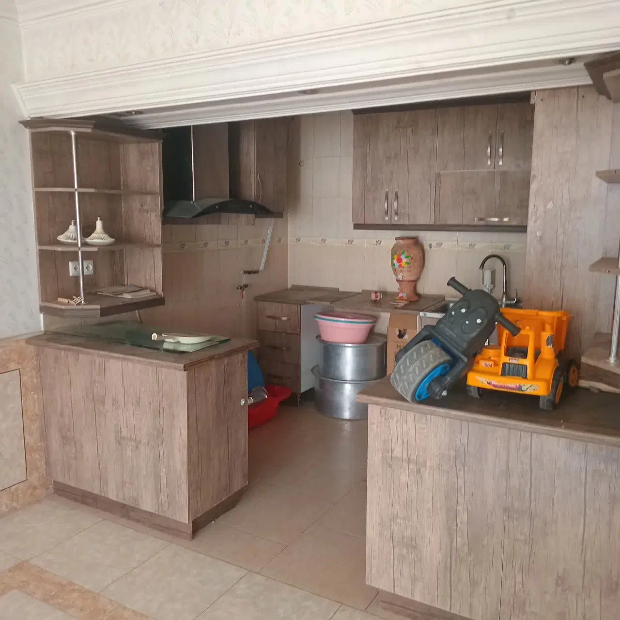 خانه دوطبقه 160متری در کوچه باسکول