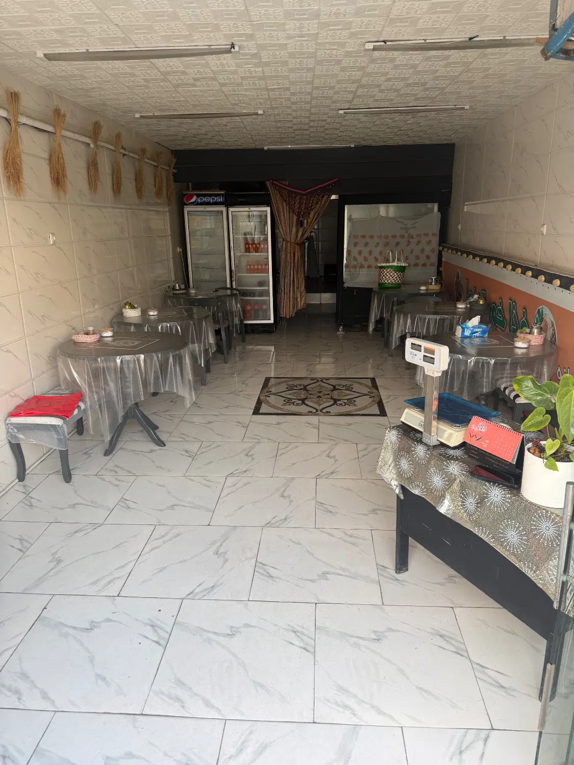اجاره مغازه ۶۰ متری_ بر خیابان اصلی