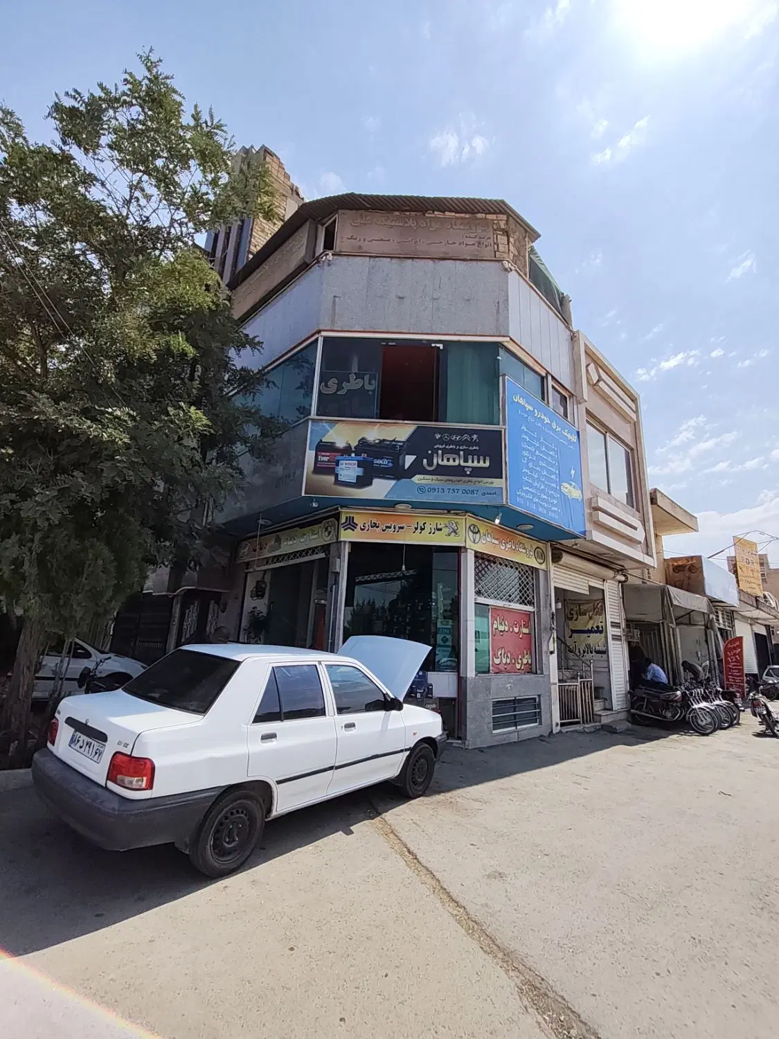 مغازه دو نبش در بهترین لوکیشن ارغوانیه