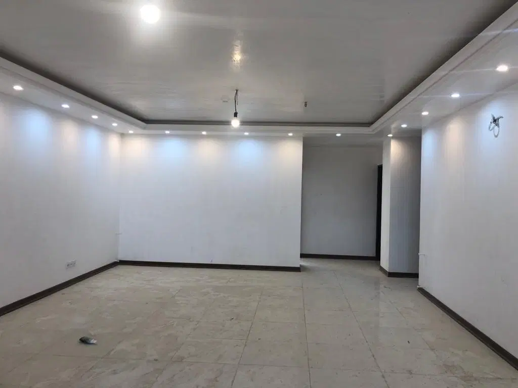آپارتمان ۱۴۰ متری تک برگ سند