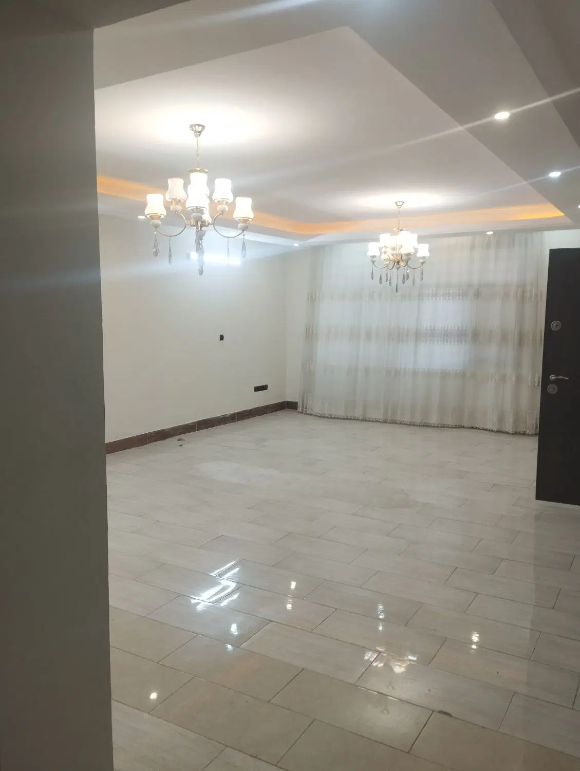 سه خوابه ویلایی 180متری