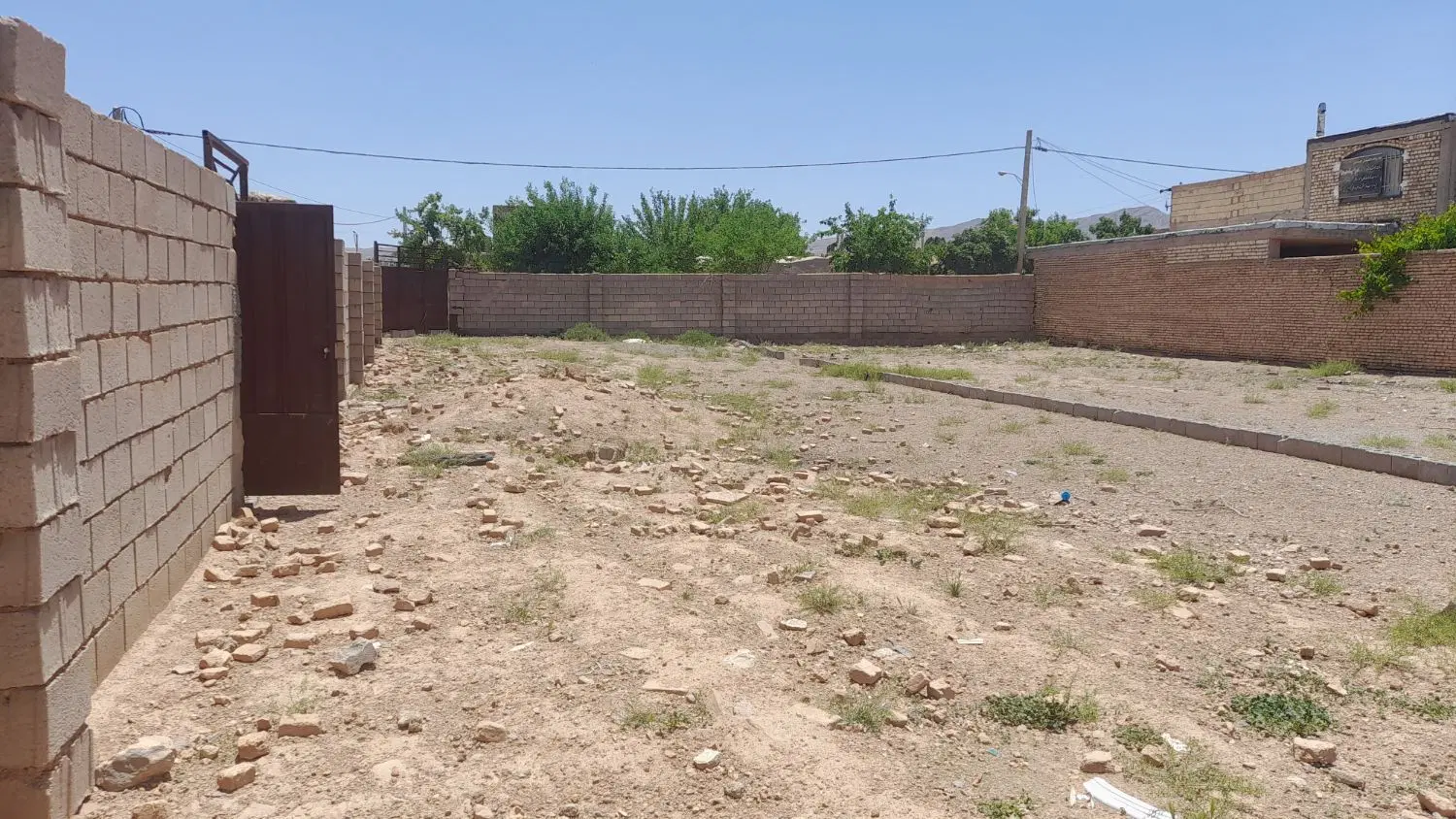 ۸۰۰متر مسکونی روستایی ۲ پلاک ۴۰۰متری در تیران