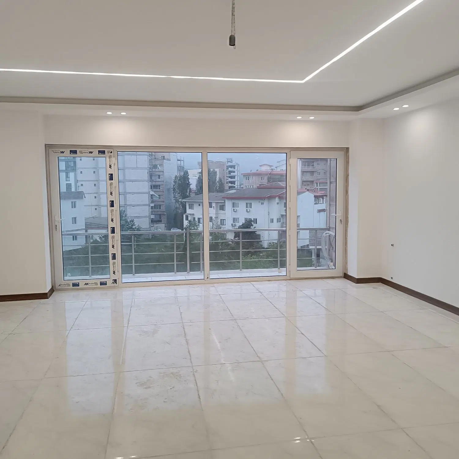 آپارتمان قیمت استثنایی متری 85فوری